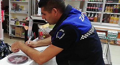 Bursa Gürsu'da tarihi geçmiş 280 ürüne el konuldu!