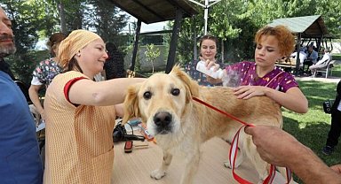 Bursa İnegöl'de 4 Ekim'e özel renkli kutlama