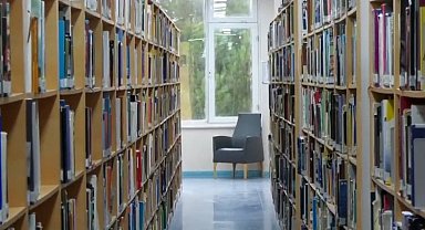 Bursa Uludağ Üniversitesi Kütüphanesi'nde neler bulunuyor?