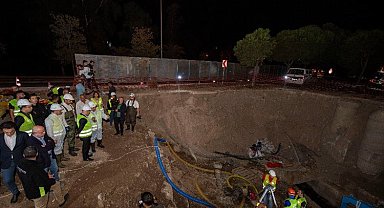 Büyük Kanal'da gece mesaisi