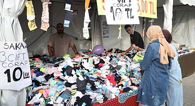 Çayırova'da alışveriş şenliği sürüyor