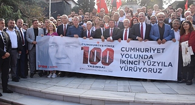 CHP Bursa'dan 100. yıl yürüyüşü