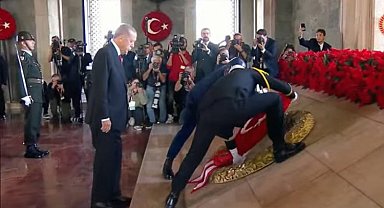 Devlet erkanı Ata'nın huzurunda