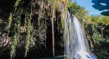 Düden Şelalesi'nde temizlik çalışması
