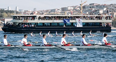 GENÇ SPORCULAR CUMHURİYET’İN 100. YILINDA DOSTLUK İÇİN 10. KEZ KÜREK ÇEKTİ