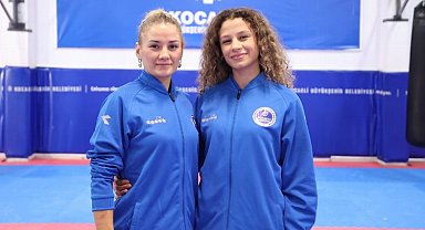 Kağıtsporlu kardeşler dünya şampiyonasında