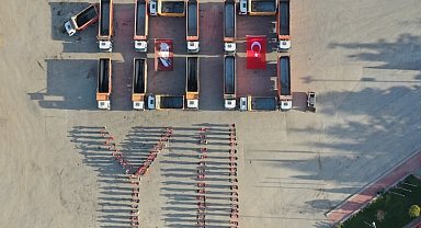 Kamyonlarla 100. yıl coşkusu