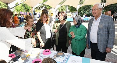 Karabağlar'da hayvanlara destek için buluştular