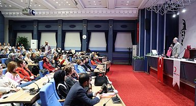 Kayseri Büyükşehir'den kadın personele meme kanseri eğitimi