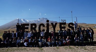 Kayseri Büyükşehir'den üniversitelilere kültür yolu gezisi