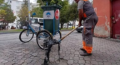 Kayseri Melikgazi'de yağmur suyu kanallarına özel mesai