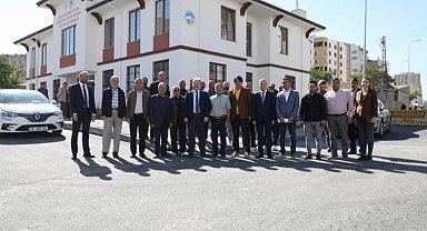 Kayseri Melikgazi'den Esentepe'ye hizmet yağmuru