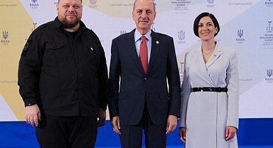 Kırım Platformu 2'nci Parlamenter Zirvesi Prag'da başladı