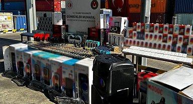 Konteynerden çıkan çıkana!