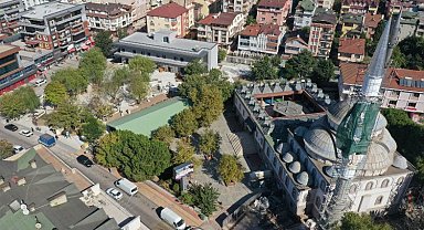 Körfez Yarımca Meydanı gün yüzüne çıkıyor