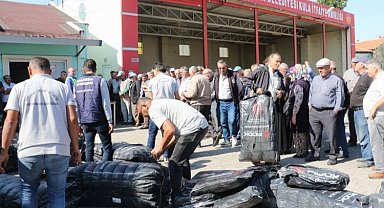 Kula ve Selendili üreticilere zeytin hasat örtüsü