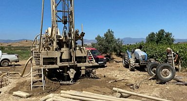 Manisa Büyükşehir'den Afşarlı üreticilere sulama desteği