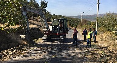 Manisa Demirci'deki derelerde kış öncesi temizlik