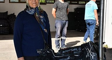 Manisa Salihli'de 500 zeytin üreticisine 2 bin örtü