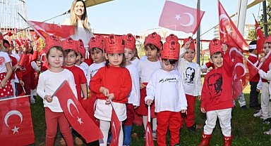 Manisalı minik yürekler 100'üncü yıl coşkusunu yaşadı