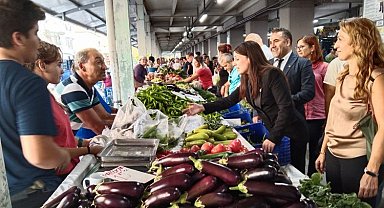 Marmaris'te pazar yeri yangın yeri!