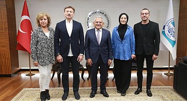 Memduh Büyükkılıç'a İstanbul'dan misafir