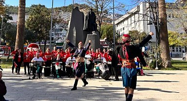 Meşk-i Huzur'dan Mudanya'da zeybekli konser