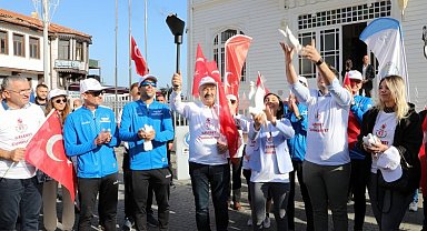 Mudanya'dan Ankara'ya 8 günlük meşaleli yürüyüş başladı