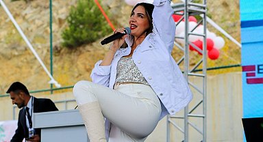 Nilay Dorsa performansıyla büyüledi