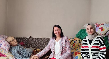 Pazayreri'nde Başkan Tekin hastaları yalnız bırakmıyor