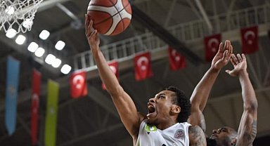 Potanın Tarzanları Ege derbisinde coştu