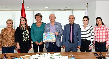 Romanyalı öğrenciler İzmir Karabağlar'da