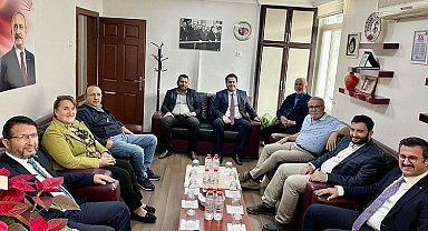 Saadet Kayseri'den CHP Kayseri'ye ziyaret