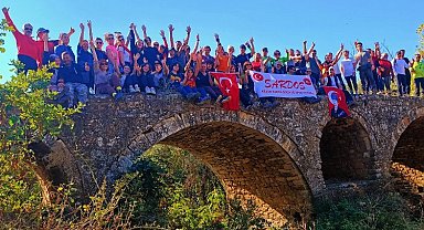 Sardos Mercan bölgesinde yürüdü