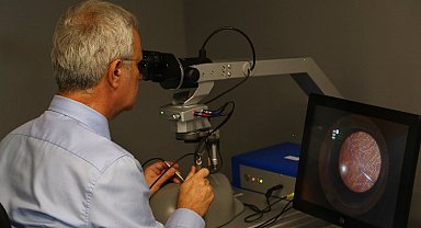 Türk göz hekimlerinden yabancı doktorlara eğitim