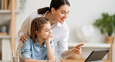 Yeni yol göstericiler 'Dijital Ebeveynler'