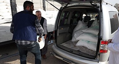 61 bin 885 arı kovanına şeker desteği