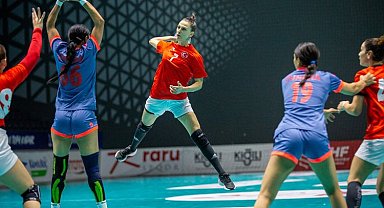A Milli Kadınlar Tunus'u 29-28 yendi