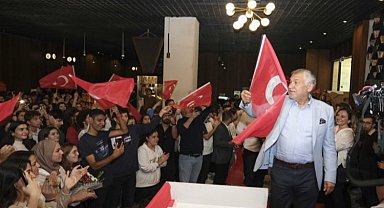 Adanalı öğrencilere ücretsiz Atatürk filmi