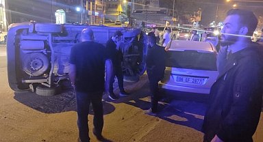 Adıyaman'da hakimiyeti kaybetti, park halindeki araca çarptı!