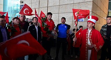 Ankara'nın gururu sporculara coşkulu karşılama