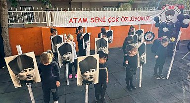 Antalya'da minik kalpler Ata'sını andı
