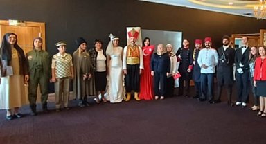 Atatürk Kıyafetleri göz kamaştırdı