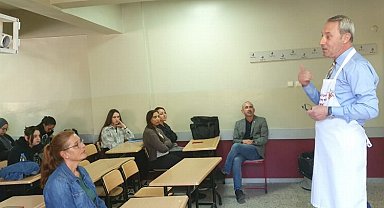 Bahri Dinar'dan üniversiteli gençlere hayat dersi