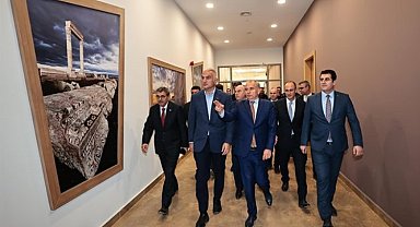 Bakan Ersoy'dan bilim, kültür ve sanat merkezine tam not