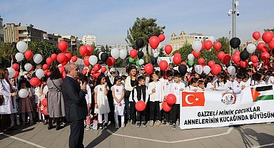 Balonlar Filistinli çocuklar için