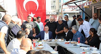 Başkan Savaş 'Kardeşlik Çarşısı' esnafıyla buluştu