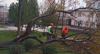 Bursa'da eğitime lodos engeli