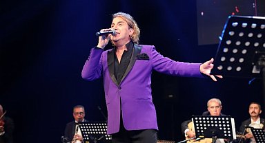 Bursa'da Gökhan Sezen'le TSM rüzgârı