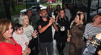 Bursalı hanımların renkli buluşması